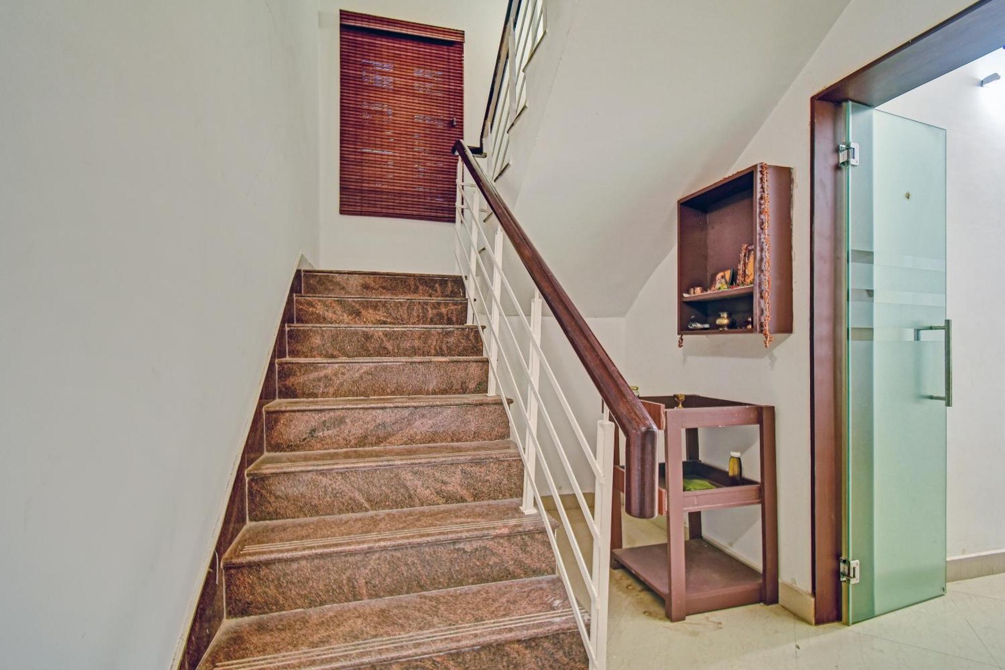 Hotel O Dakshin Villa Ecr Chennai Bagian luar foto