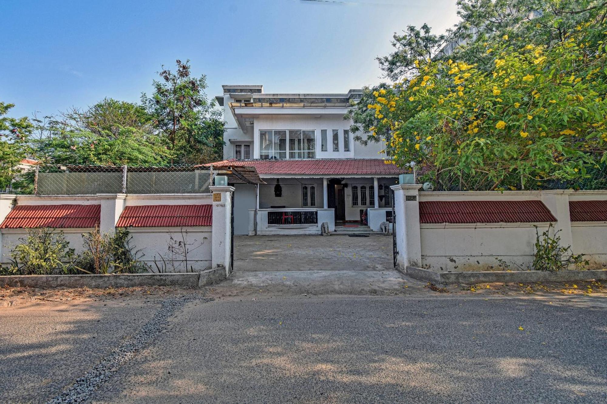 Hotel O Dakshin Villa Ecr Chennai Bagian luar foto